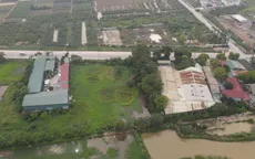 Nhà xưởng trên đất nông nghiệp ở Hoài Đức: Chính quyền phá dỡ, “cò” hướng dẫn dựng mới