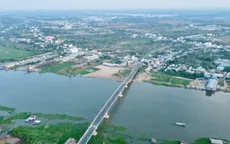 Thông xe cầu Châu Đốc (An Giang)
