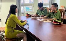 Truy tố cựu tiếp viên hàng không môi giới bán dâm giá nghìn USD
