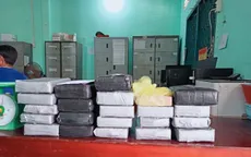 Phát hiện 23 gói nilon nghi chứa ma túy dạt vào bờ biển