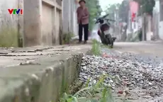 Vĩnh Phúc: Đường thi công dang dở gây ngập úng và nguy hiểm