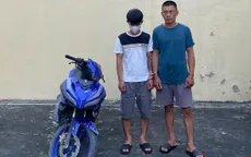 Bắt 2 đối tượng cướp giật điện thoại của người đi đường
