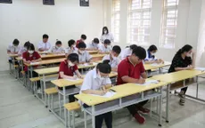 Thi vào lớp 10: Vật dụng nào bị cấm mang vào phòng thi?