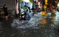Mưa lớn gây ngập úng cục bộ tại Hà Nội