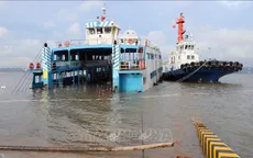 Hải Phòng: Bến phà bị nước tràn gây ngập khoang mũi phà