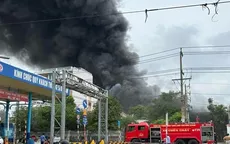 Cháy lớn kèm tiếng nổ tại một công ty ở Bình Dương