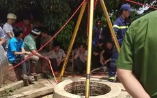 Anh nhảy xuống giếng cứu em, cả hai cùng tử vong do ngạt khí