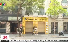 Biển hiệu "sính ngoại": Mập mờ về đăng cấp, thổi giá dịch vụ