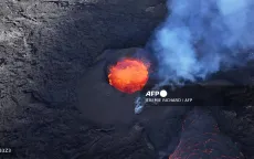 Núi lửa ở Iceland tiếp tục phun dung nham và khói bụi, vết nứt kéo dài hơn 3 km