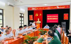 Đoàn công tác về biển, đảo Bộ Ngoại giao thăm hỏi cán bộ chiến sĩ Hải quân