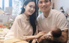 Đinh Mạnh Ninh khóc trong đám cưới, Đoàn Văn Hậu khoe ảnh con trai đầu lòng