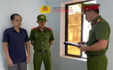 Lập công ty “ma” buôn lậu hàng hóa từ nước ngoài về Việt Nam tiêu thụ