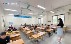 Hôm nay (8/6), hơn 100.000 thí sinh Hà Nội chính thức làm bài thi vào lớp 10