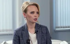 Hai con gái của Tổng thống Putin hiếm hoi lộ diện tại Diễn đàn Kinh tế quốc tế St Peterburg