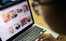 Đằng sau những phiên livestream bạc tỷ
