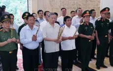 Chủ tịch nước Tô Lâm thăm và dâng hương tại Khu di tích quốc gia đặc biệt Pác Bó