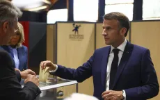 Tổng thống Pháp Emmanuel Macron bất ngờ tuyên bố giải tán Quốc hội và tổ chức bầu cử sớm