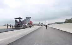 “3 ca 4 kíp” đẩy nhanh tiến độ cao tốc Diễn Châu - Bãi Vọt