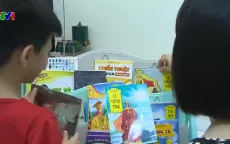Đọc sách cùng con