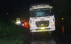 Tạm giữ lái xe tải lấn làn đâm đôi nam nữ tử vong trên Quốc lộ 6