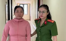 Bắt quả tang đối tượng mua bán trẻ 5 ngày tuổi, đang "nuôi" 3 phụ nữ mang thai