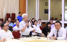 Cử tri Hà Nội đề nghị bố trí quỹ đất làm bãi đỗ xe, xây thêm nhà vệ sinh công cộng