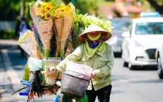 Bắc Bộ ngày nắng nóng, có nơi 39 độ C, đêm mưa dông