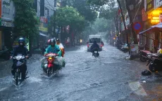 Mưa dông nhiều nơi trên cả nước, đề phòng nguy cơ lũ quét, sạt lở đất