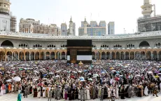 Sốc với tour du lịch hành hương trái phép đến thánh địa Mecca