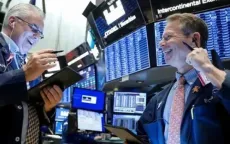 Chỉ số Dow Jones lên mức cao nhất trong một tháng