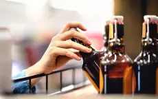 Gần 3 triệu người thiệt mạng mỗi năm do uống rượu