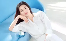 Con trai Jun Ji Hyun lộ diện khiến cư dân mạng trầm trồ