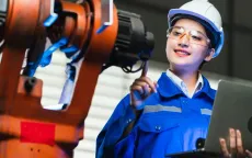 Nửa đầu năm: Sản xuất phục hồi nhanh đưa nền kinh tế thoát khỏi suy thoái