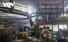 Bình Định: Khống chế đám cháy lớn tại công ty sản xuất sản phẩm gỗ
