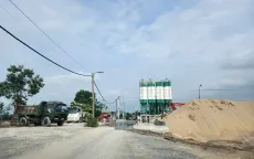 Hải Phòng: Trạm trộn bê tông nhiều năm hoạt động không phép, xâm phạm hành lang đê