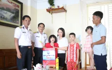 Vùng 4 Hải quân tổ chức nhiều hoạt động “Đền ơn đáp nghĩa”