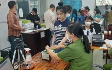 Công an TP Hồ Chí Minh tiếp nhận 25.000 hồ sơ làm thẻ căn cước