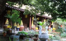 Kho cổ vật vạn năm ở chùa Nhẫm Dương