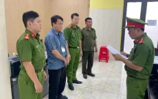 Bắt thêm một đăng kiểm viên Trung tâm đăng kiểm xe cơ giới lớn nhất Đồng Nai