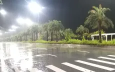 Bão số 2: Quảng Ninh bắt đầu có mưa to, tàu bè đã được kêu gọi vào nơi tránh trú