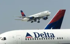 Mỹ điều tra Delta Air Lines do chậm, hủy chuyến