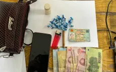 Bắt quả tang người phụ nữ tàng trữ thuốc phiện trắng