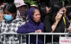 "Biển người" xúc động tiễn đưa Tổng Bí thư Nguyễn Phú Trọng về nơi an nghỉ cuối cùng