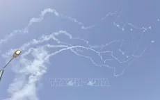 Hezbollah cảnh báo Israel vượt qua ranh giới đỏ, nã đạn pháo vào Tel Aviv để trả đũa
