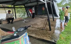 Cà Mau: Lốc xoáy, mưa lớn gây thiệt hại về nhà cửa, lúa Hè Thu