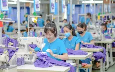 Xuất khẩu dệt may kỳ vọng cán đích 44 tỷ USD