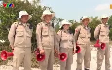 Ngày mới theo chân những người rà phá bom mìn