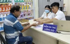 Từ 1/9, chi trả lương hưu, trợ cấp qua tài khoản trên toàn quốc