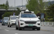 Người Trung Quốc sợ mất việc vì taxi không người người lái