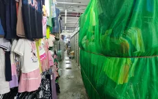 Hắt hiu chợ truyền thống Hà Nội